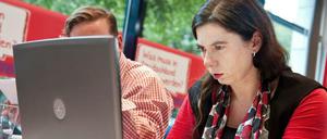 Bildungssenatorin Sandra Scheeres, SPD, wollte die Anbindung aller Schulen 2018/19 beendet haben.