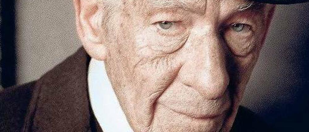 Kommt ohne die legendäre Deerstalker-Mütze aus: Ian McKellen als Sherlock Holmes. 