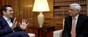 Premier Alexis Tsipras hatte sich für Pavlopoulos (r.) ausgesprochen.