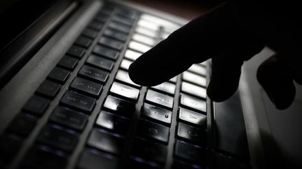 Ein Mitarbeiter der "taz" soll mittels Keylogger sogar Passwörter seiner Kollegen ausgespäht haben.