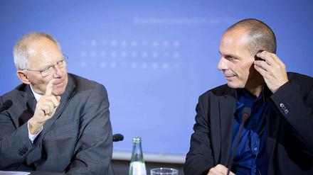 Bundesfinanzminister Wolfgang Schäuble mit seinem griechischen Kollegen Yanis Varoufakis.