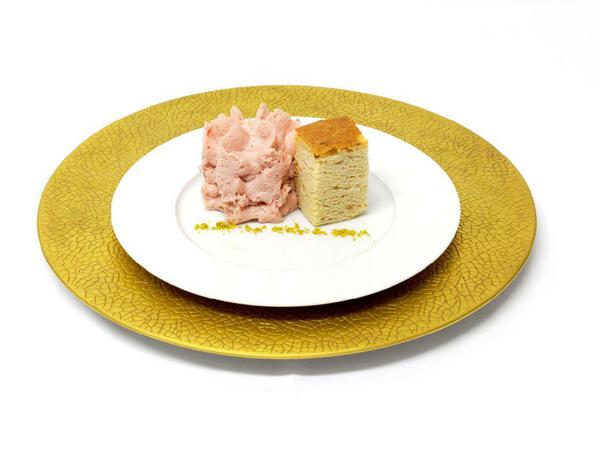Mortadella-Schaum mit Brot, die Kindheitserinnerung des Kochs.