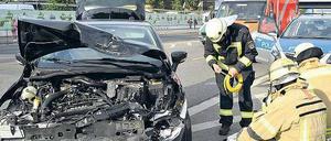 Es kracht und kracht: Alle vier Minuten wurde die Polizei 2014 zu einem Verkehrsunfall gerufen. Insgesamt wurden 132 000 Unfälle in der Stadt gezählt. 52 Menschen kamen dabei ums Leben.