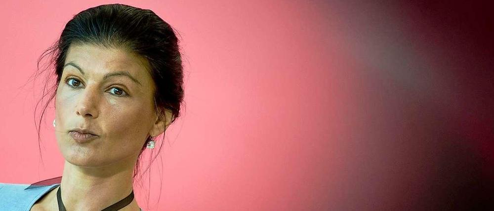 Sahra Wagenknecht im Griechenland-Dilemma.