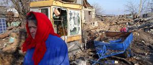 Die Bevölkerung im Kampfgebiet im Osten der Ukraine leidet.