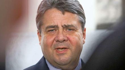 SPD-Chef Sigmar Gabriel muss mit einem Imageproblem seiner Partei umgehen.