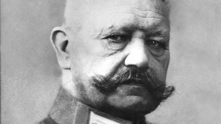 Paul von Hindenburg. Ein undatiertes Foto zeigt den einstigen Reichspräsidenten und Generaldfeldmarschall.