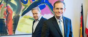 Generationswechsel im Roten Rathaus: Vor 100 Tagen hat Michael Müller von Klaus Wowereit den Stuhl des Regierenden Bürgermeisters übernommen.