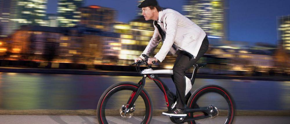 Von der Nische zum Renner: Pedelecs können einen Anstieg von 17 Prozent im Vergleich zum Vorjahr verbuchen. Nach den Trekking- und Citybikes kommen sie damit auf Platz drei der beliebtesten Zweiräder in Deutschland.
