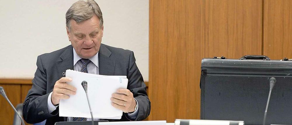 Hartmut Mehdorn hat einen Abschiedsbrief an seine Mitarbeiter verfasst.