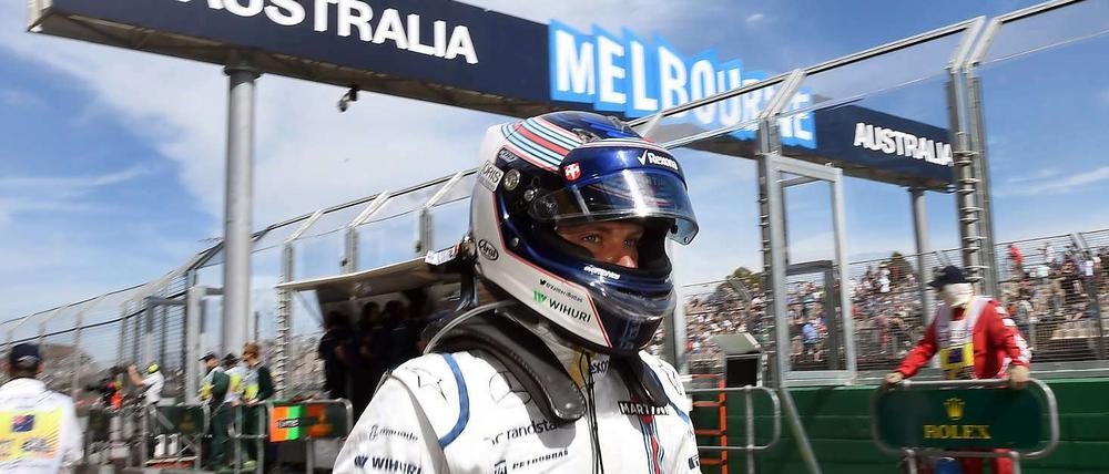 Wer sein Auto liebt, der... darf nicht fahren. Valtteri Botas.