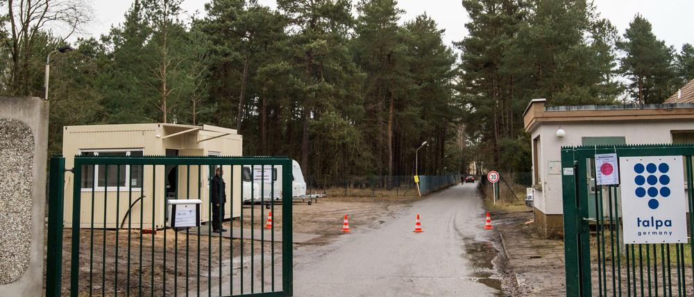 Da geht's zum TV-Experiment. Nahe Königs Wusterhausen haben die "Newtopia"-Macher eingenistet