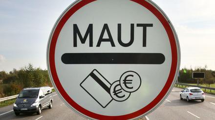 Weder von Ochs noch Esel aufzuhalten: Alexander Dobrindts völkerverbindende Ausländermaut.