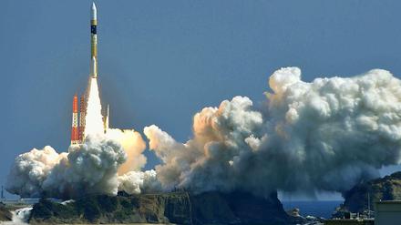 Die Trägerrakete vom Typ H-2A beim ihrem Start vom Weltraumbahnhof Tanegashima am Donnerstag.