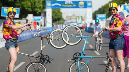 "World-Klapp 2014" in Berlin. Jeder Teilnehmer dieses Radrennens war zum Tragen eines Oberlippenbarts verpflichtet.