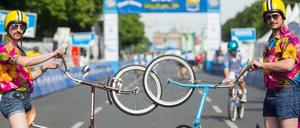 "World-Klapp 2014" in Berlin. Jeder Teilnehmer dieses Radrennens war zum Tragen eines Oberlippenbarts verpflichtet.