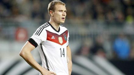 Probleme im Hüftbeuger. Der lange verletzte Holger Badstuber musste die Nationalmannschaft früher als geplant verlassen und bereitet sich nun in München auf das nächste Bundesligaspiel gegen Dortmund vor.
