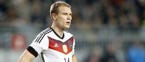 Probleme im Hüftbeuger. Der lange verletzte Holger Badstuber musste die Nationalmannschaft früher als geplant verlassen und bereitet sich nun in München auf das nächste Bundesligaspiel gegen Dortmund vor.