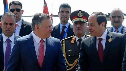 Der jordanische König Abdullah II. und Ägyptens Präsident Abdel Fattah al-Sisi bei einem Treffen der Arabischen Liga in Scharm el-Scheich.