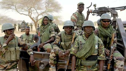 Nigerianische Militäreinheiten bereiten sich auf den Kampf gegen Boko Haram vor. 