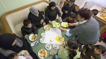 Syrien-Flüchtlinge im Grenzdurchgangslager Friedland in Niedersachsen