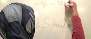 Lehrerinnen dürfen Kopftuch tragen - Wie finden das die Schüler?