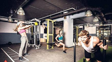 Garagen-Charme. Mit freien Übungen statt sturem Gerätetraining will die neue Kette bei Kunden punkten. 