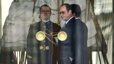 Frankreichs Staatschef François Hollande (Mitte).