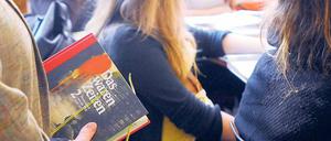 Alt gegen neu: Die Reform für den Geschichtsunterricht kommt bei vielen Lehrern nicht gut an. Andererseits: So wie der bisher läuft, ist er auch nicht erfolgreich.
