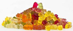 Süß und unschuldig? Gummibärchen und andere Süßwaren sollen mit einer Zuckersteuer belegt werden, fordern Präventionsexperten.