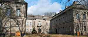 Fast 900 Guts- und Herrenhäuser werden in zwei neuen Bänden porträtiert. Finden Sie selbst heraus, ob das Schloss Kossenblatt bei Beeskow (Foto) auch darunter ist.