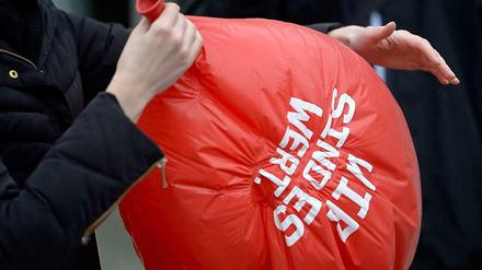 Arbeitskampf: Bei den Tarifverhandlungen wird weiter auf einen Durchbruch gewartet. 
