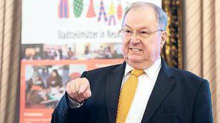 Ah, Frau Giffey! Kommense, kommense...