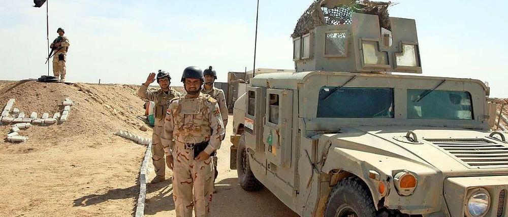 Auf Wunsch der Amerikaner sollen irakische Truppen alle Einheiten in Tikrit unter Kontrolle haben - auch die Schiiten-Miliz. 
