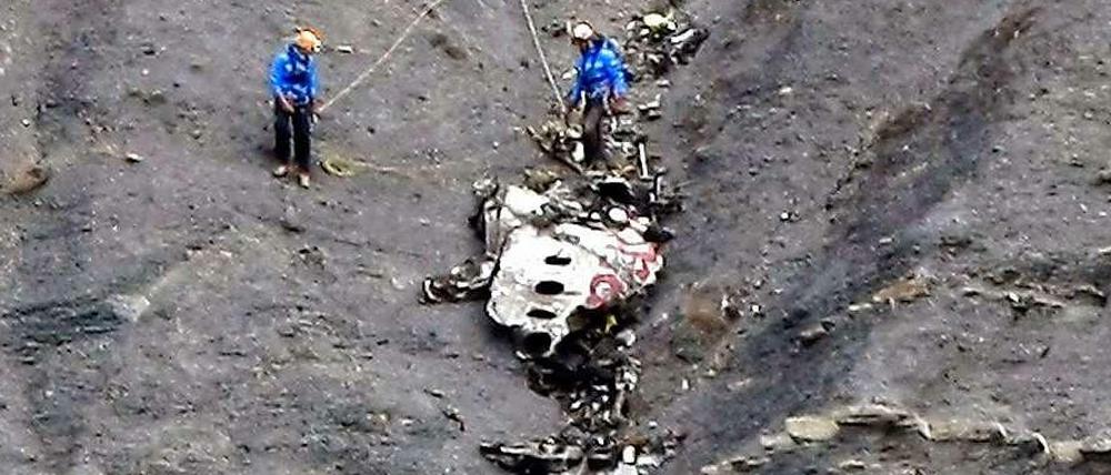 Trümmer der abgestürzten Germanwings-Maschine.
