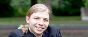 Denis Kozhukhin 2010 nach dem Sieg beim Königin-Elisabeth-Wettbewerbs in Belgien.