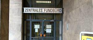 Der Eingang zum Fundbüro befindet sich direkt neben der Haupthalle des ehemaligen Flughafen Tempelhof.