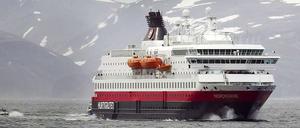 Selbst die großen Schiffe der berühmten Hurtigrute sollen den Tunnel passieren können.