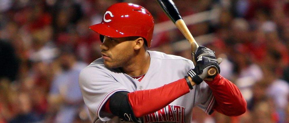 Lutz im Trikot der Cincinnati Reds. Tragen darf er das zum Saisonstart noch nicht.