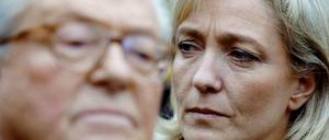 Tief zerstritten. Marine Le Pen, Chefin des rechtsextremen Front National in Frankreich und ihr Vater Jean-Marie Le Pen, der Gründer der Partei.