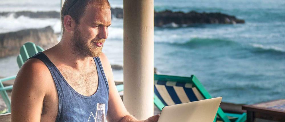 Arbeitsplatz: überall. Sebastian Canaves lebt seit zwei Jahre unterwegs.