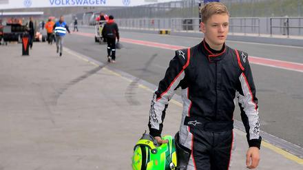 Mick Schumacher versucht sich in der Formel 4.