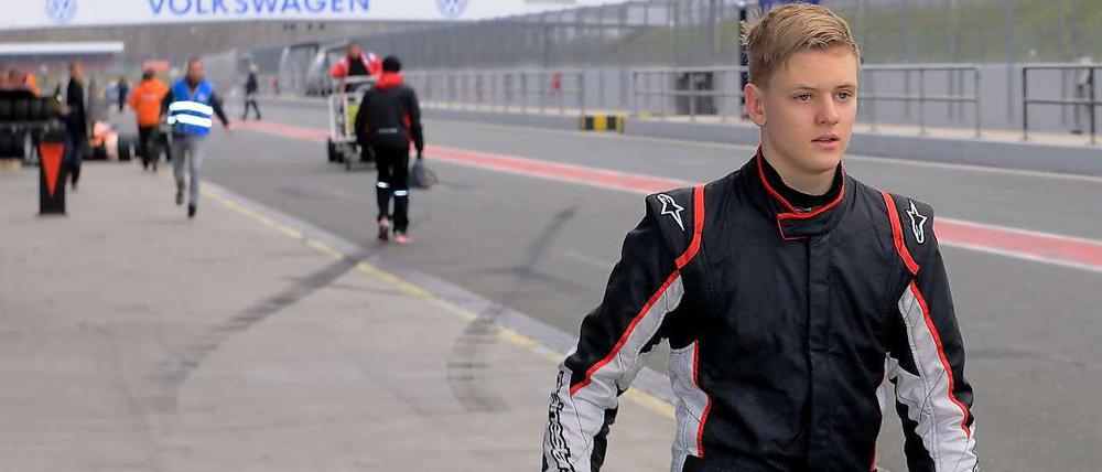 Mick Schumacher versucht sich in der Formel 4.