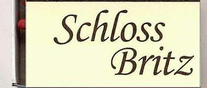 Schloss Britz, Alt-Britz 73, Tel. 60975039, Mi bis Sa 11.30-22 Uhr, So bis 20 Uhr.