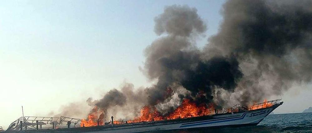 Der Brand auf der Fähre "Ao Nang Princess 5" am Mittwoch in Thailand. 