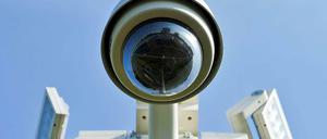 Überwachungskameras machen es möglich, Täter zu identifizieren.