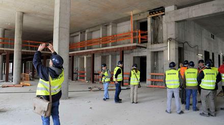 Am Sonntag fand die erste Baustellen-Führung statt