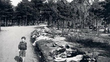Sieg Mandaag 1945 in Bergen-Belsen.