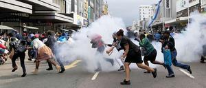 Die Ausschreitungen begannen in der Küstenmetropole Durban.