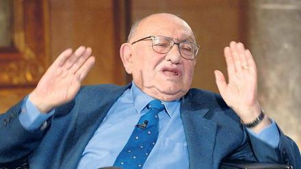 Das „Literarische Quartett“ ging am 25. März 1988 auf Sendung. Über 13 Jahre lobte und verriss die Kritikerrunde um Marcel Reich-Ranicki.